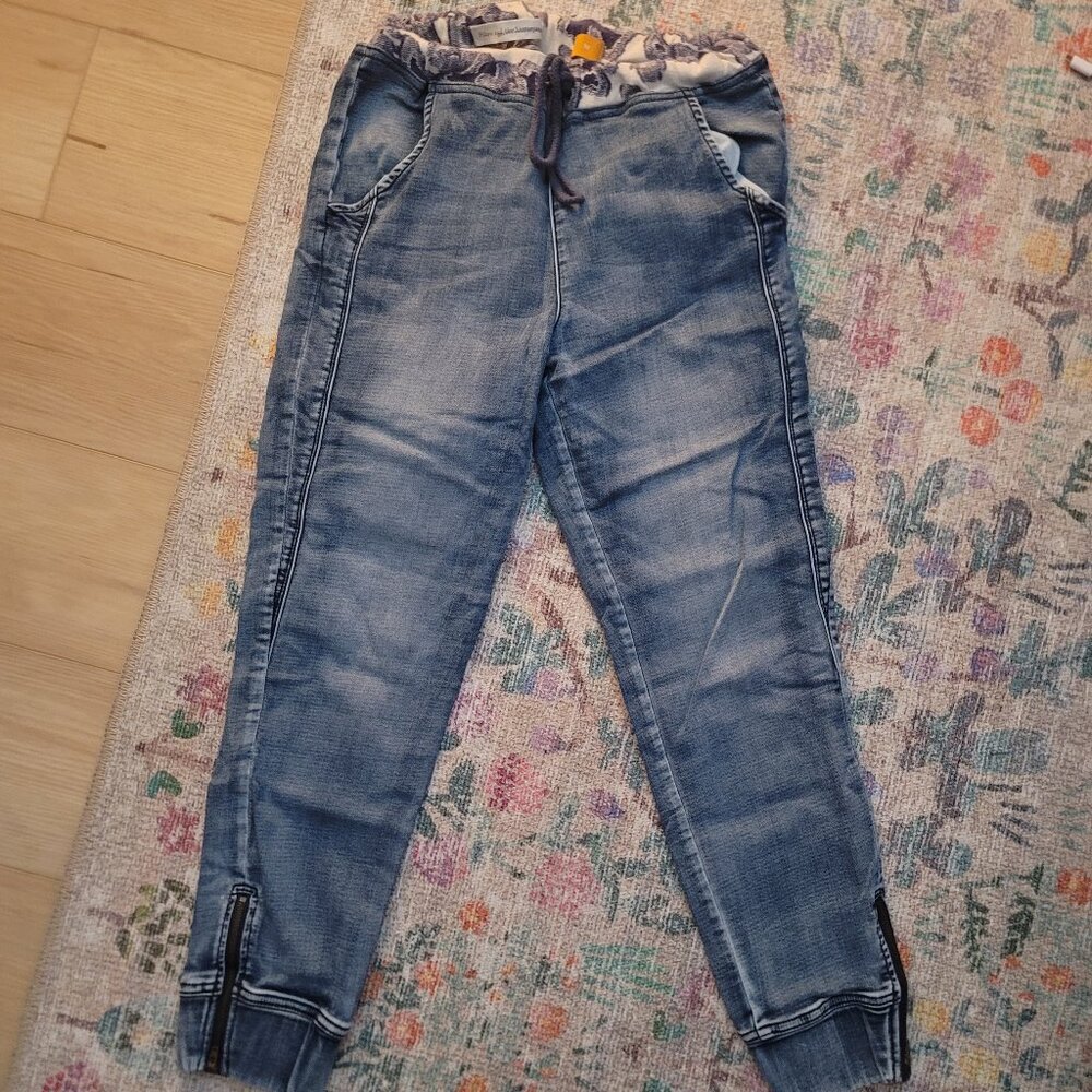 Anthropologie Pilcro Jogger jeans drawstring medium